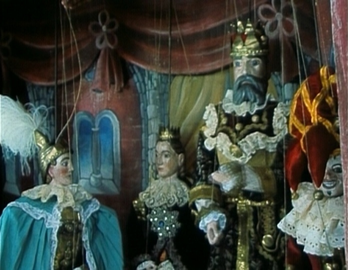 Trash Mountain Video (frame 11234)